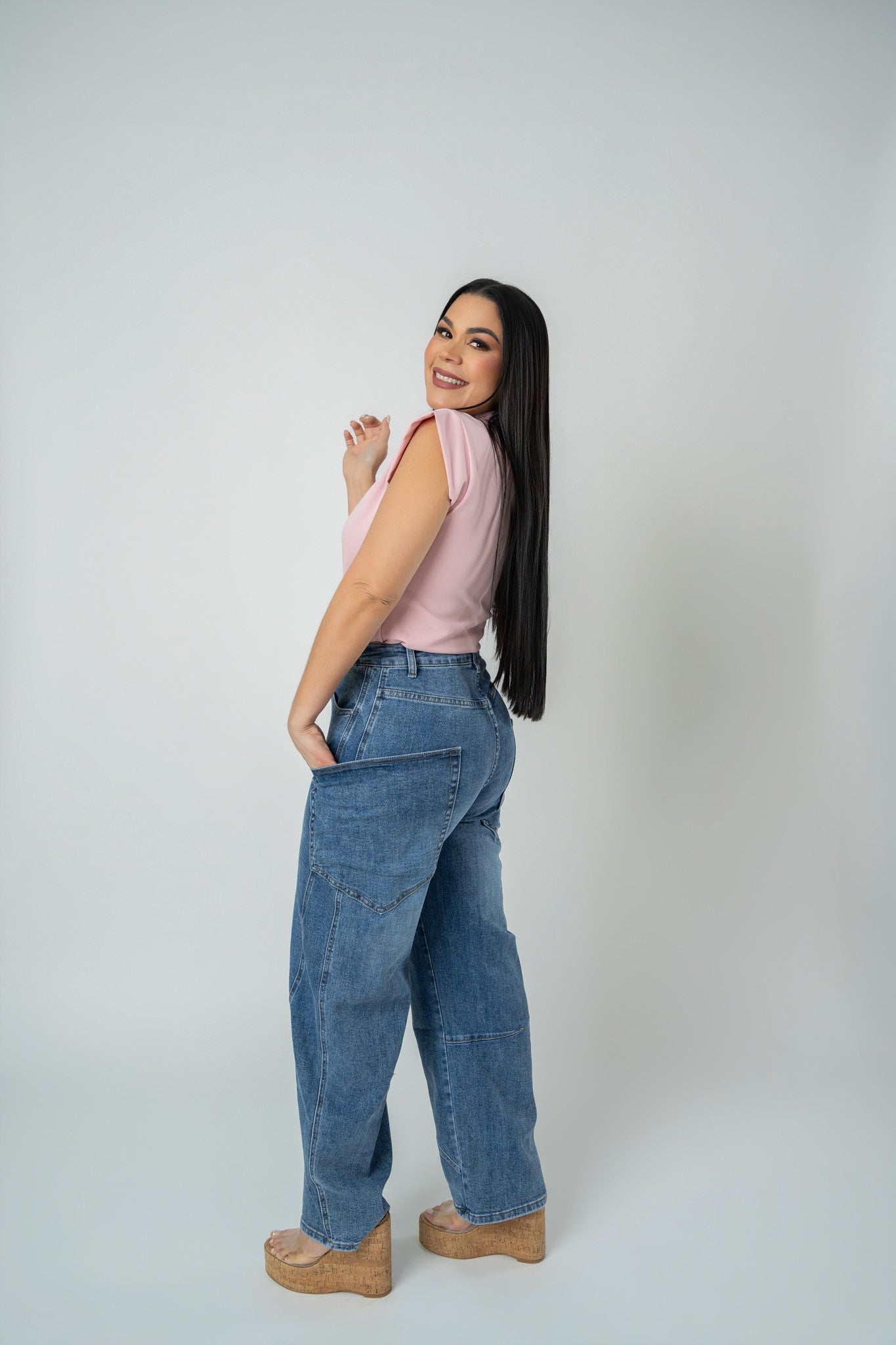 GIANNA BARREL JEANS
